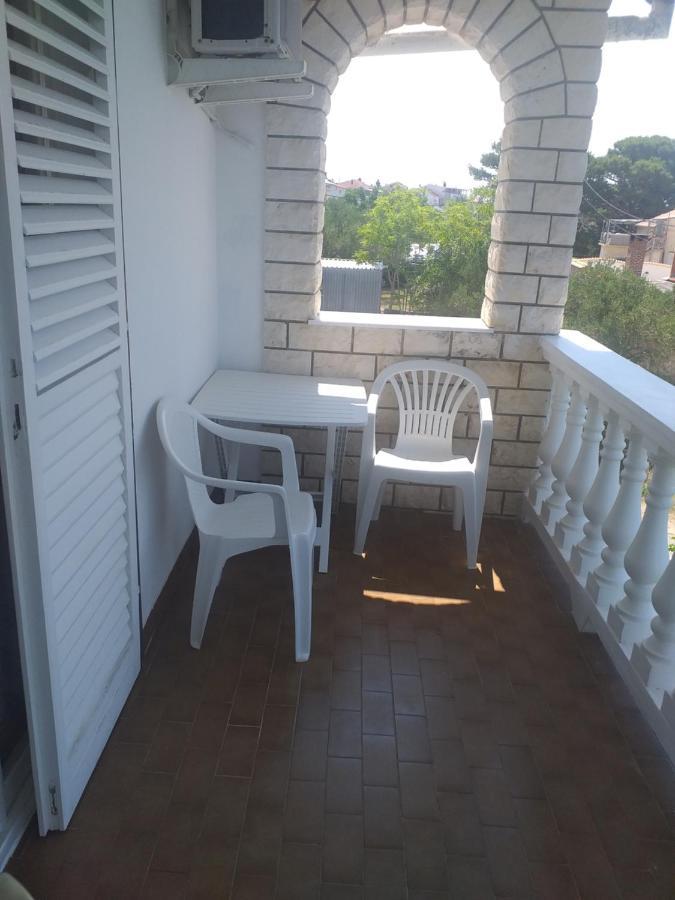 Guest House Silvia Rab Town Exterior photo