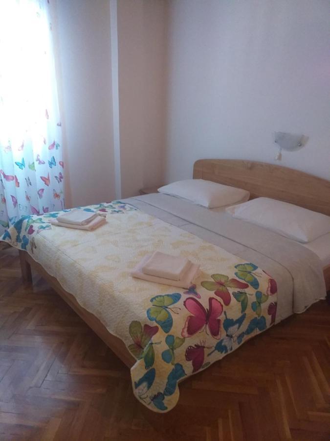Guest House Silvia Rab Town Exterior photo