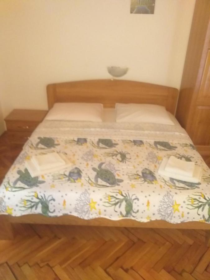 Guest House Silvia Rab Town Exterior photo